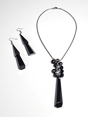 Black & silver geometric necklace & earrings set